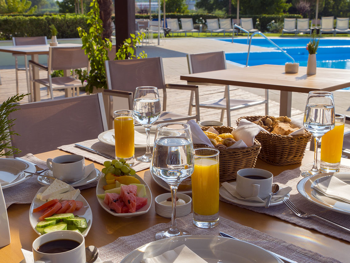 Thessalikon Restaurant - Breakfast Thessalikon Restaurant - Breakfast